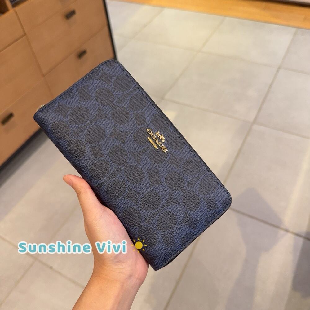 NWT Coach Long Zip Around Wallet CW778 Signature Canvas navy